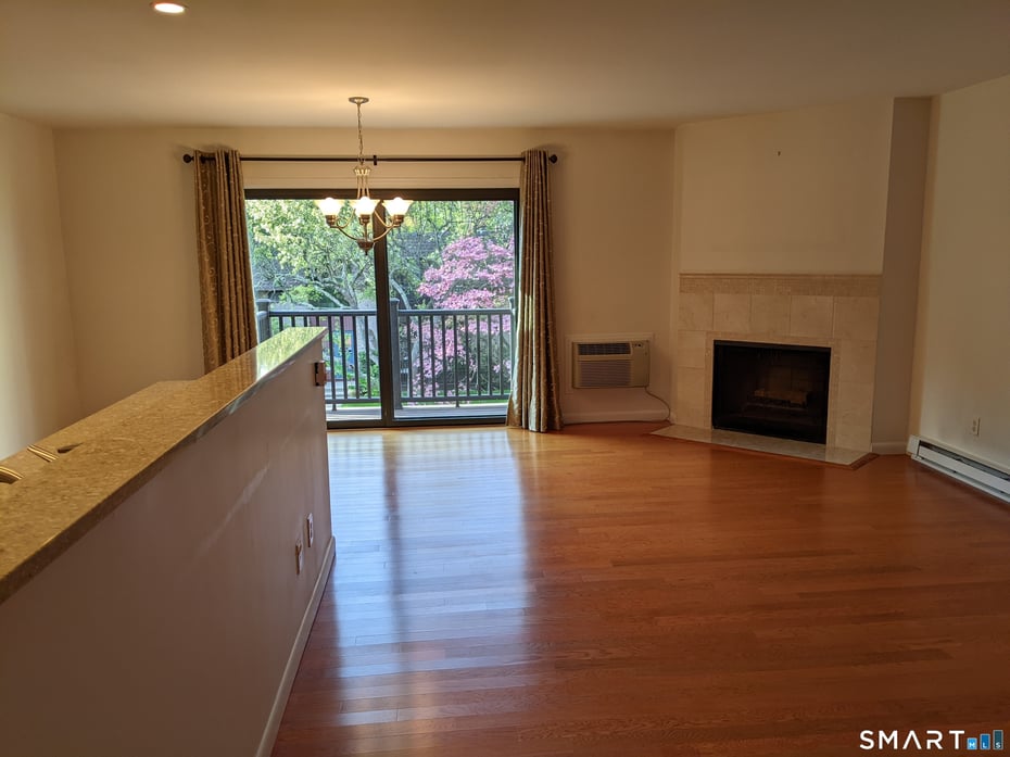 76 Maple Tree Avenue  #5 Photo 4