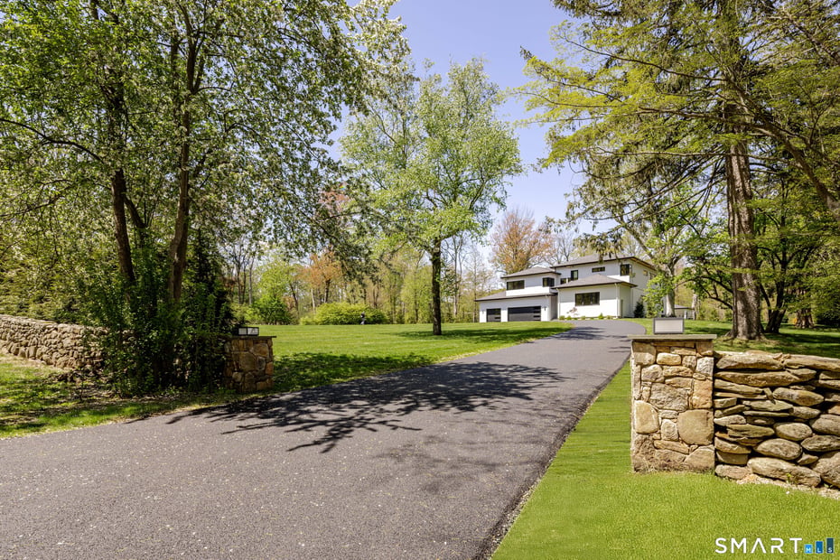 27 Old Oak Road Photo 40