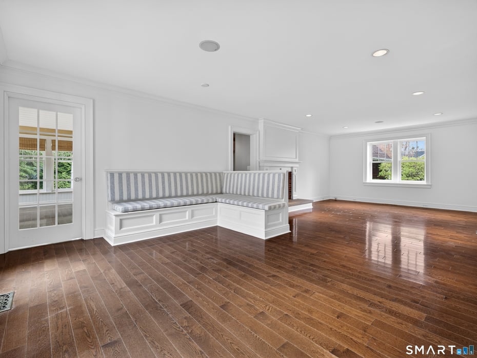 11 Westwood Drive Photo 13