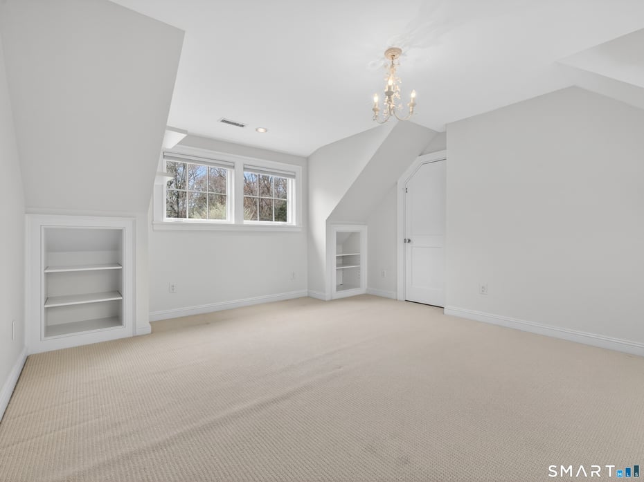11 Westwood Drive Photo 18