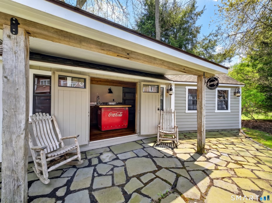11 Westwood Drive Photo 26