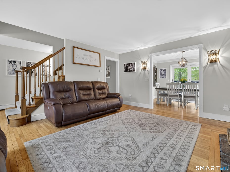 34 Valley Drive Photo 8