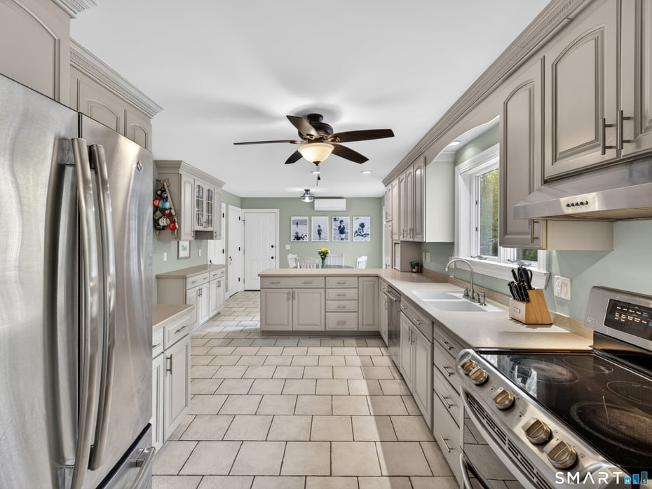 34 Valley Drive Photo 12