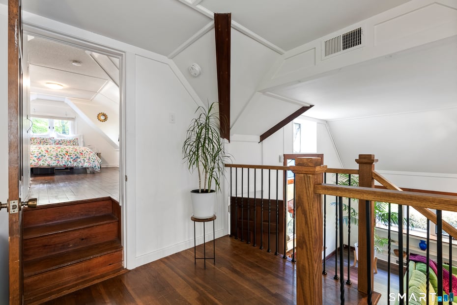 8 Morgan Road Photo 21