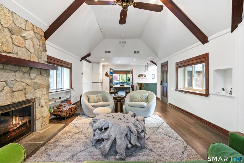 8 Morgan Road Photo 24