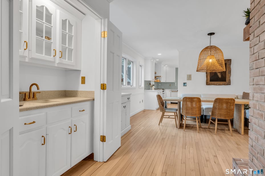 273 Seaside Avenue Photo 10