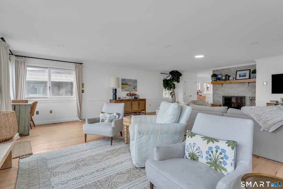273 Seaside Avenue Photo 17