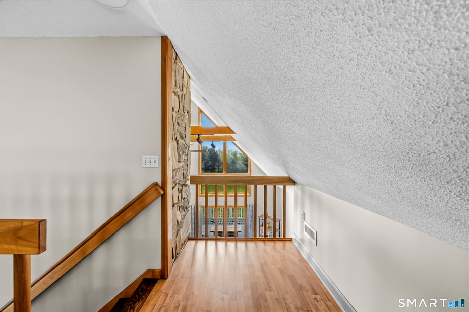 6 Tyler Drive Photo 25