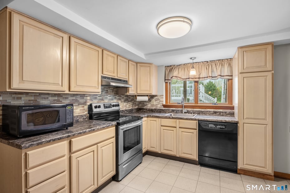 6 Tyler Drive Photo 27