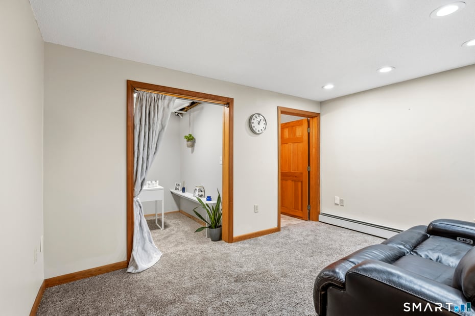 6 Tyler Drive Photo 28