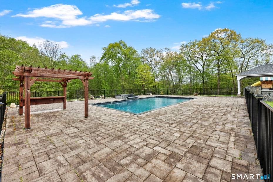 76 Mustang Drive Photo 35