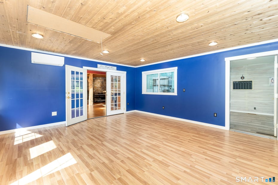 250 Center Hill Road Photo 9
