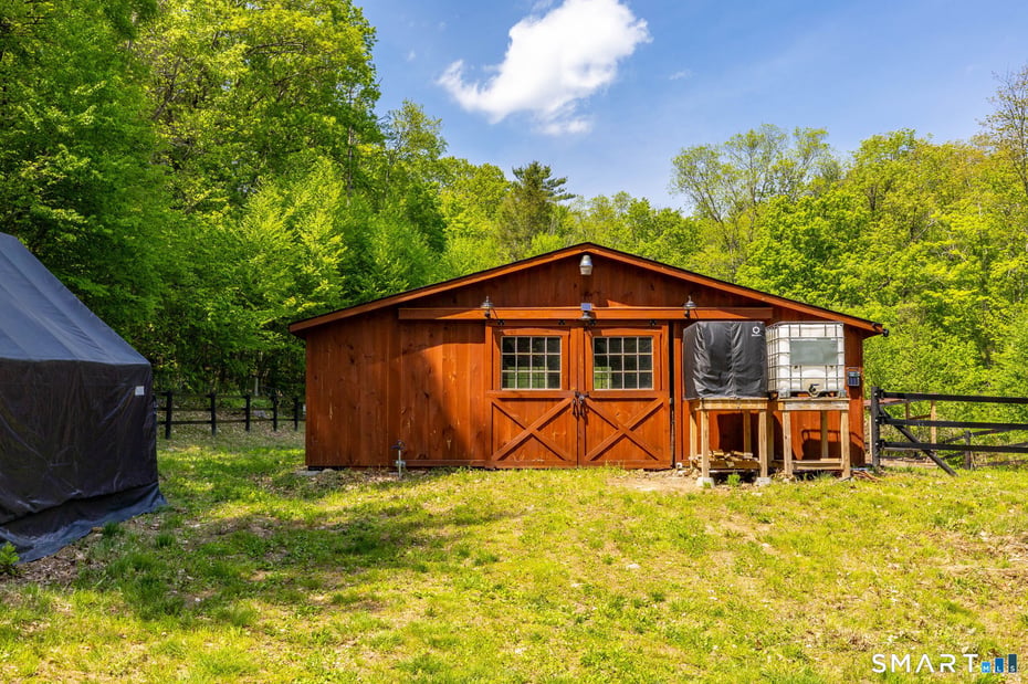 250 Center Hill Road Photo 35