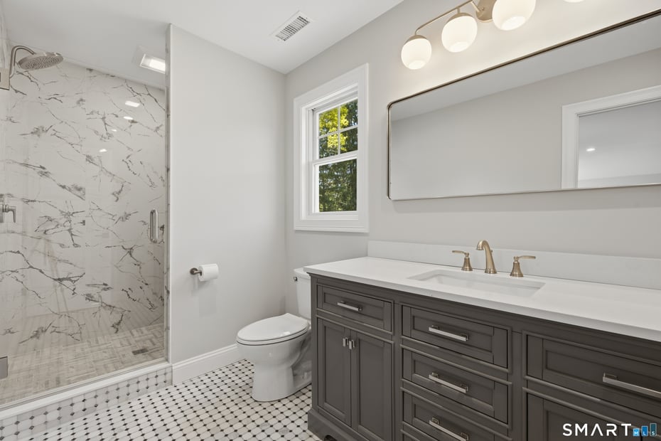 360 Taulman Road Photo 19