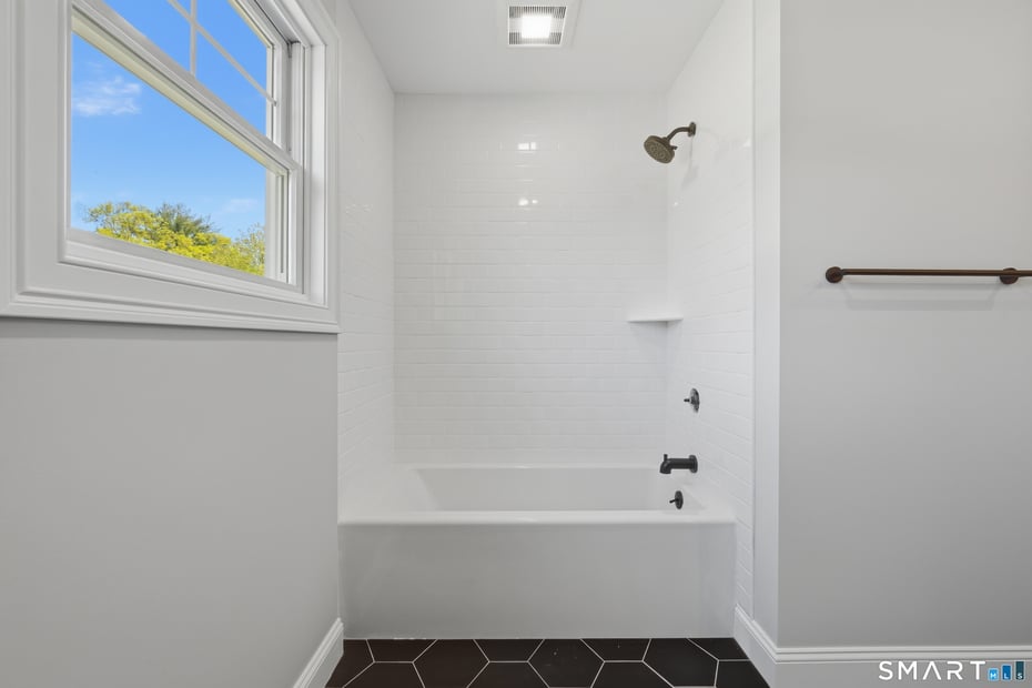 360 Taulman Road Photo 25