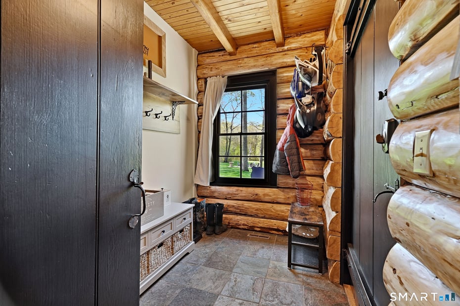 61 Mystic Road Photo 25