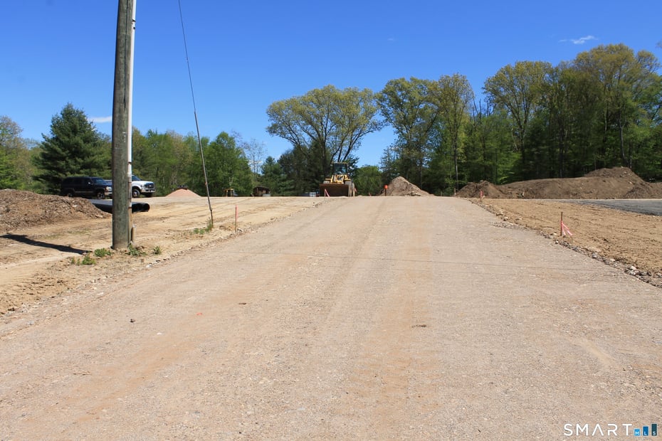 11 Thayer Rd Extension Photo 2