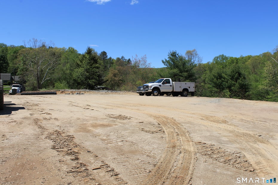 11 Thayer Rd Extension Photo 5