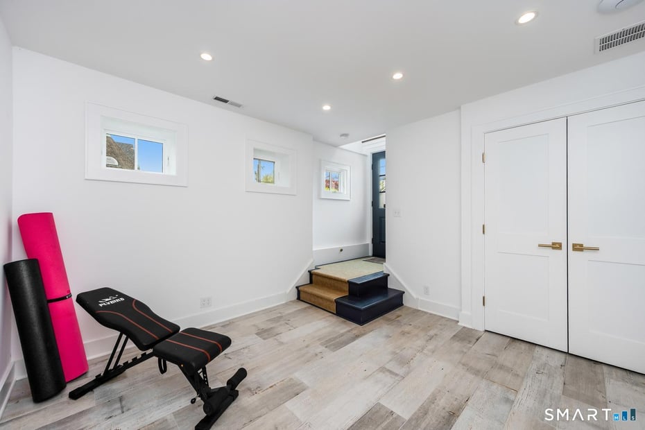35 Yarmouth Road Photo 27