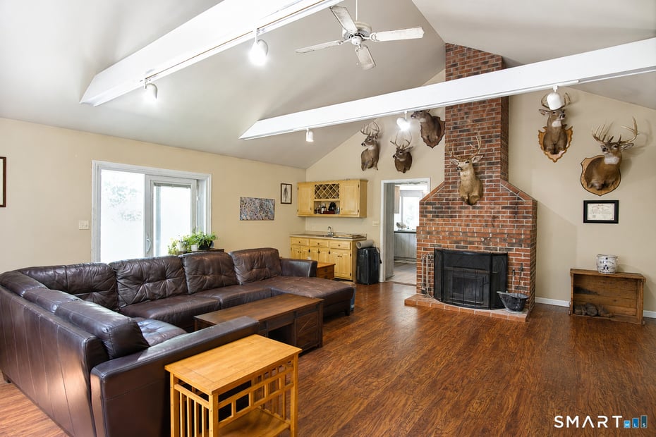 26 Mountain Laurel Lane Photo 4