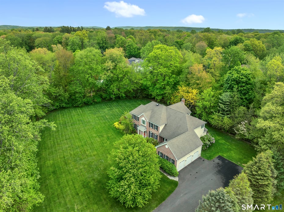 105 Beecher Road Photo 2