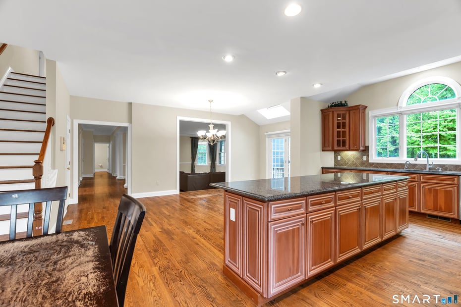 105 Beecher Road Photo 11
