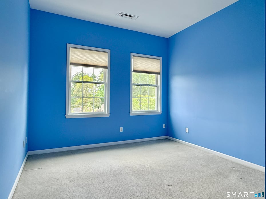 1 King Philip Drive  #405 Photo 15