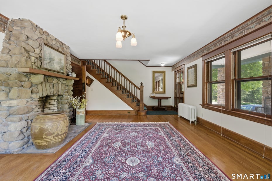 2 Quarry Road Photo 9