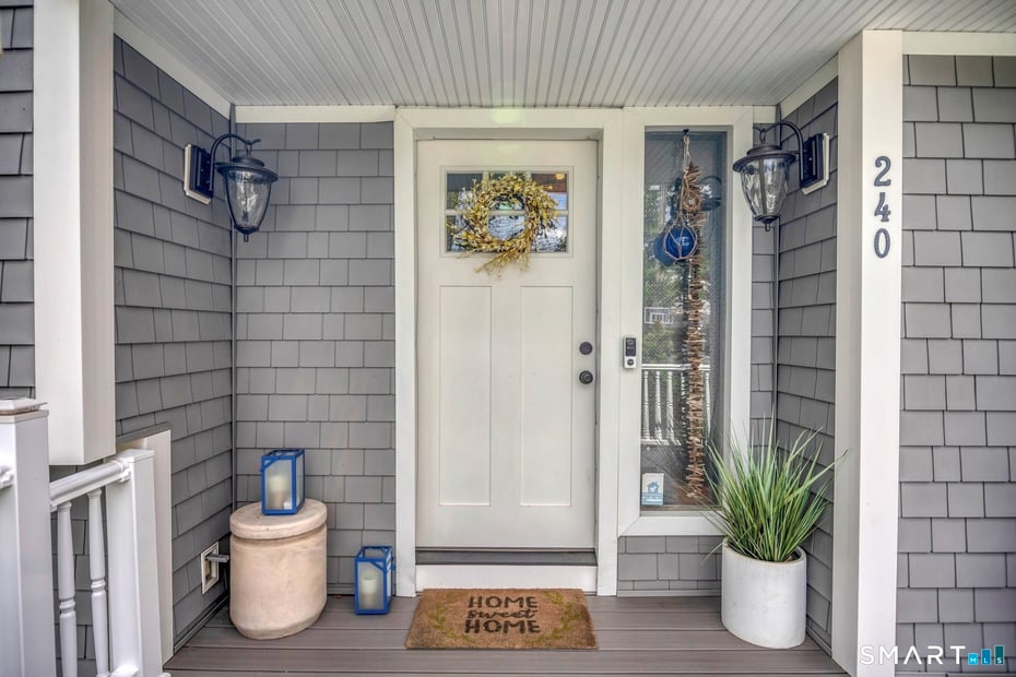 240 Third Avenue Photo 5