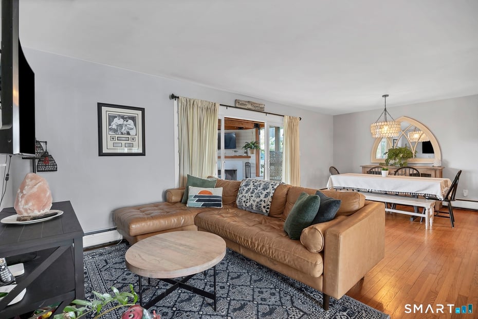 240 Third Avenue Photo 15