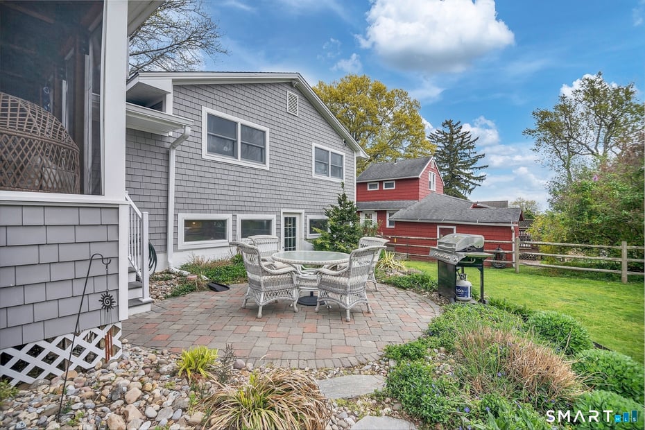 240 Third Avenue Photo 31