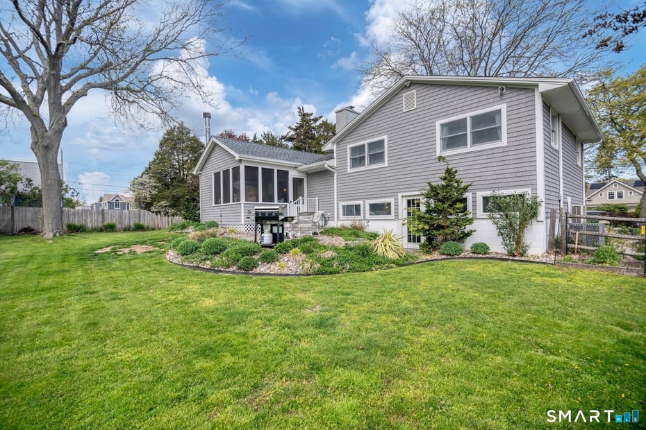 240 Third Avenue Photo 33