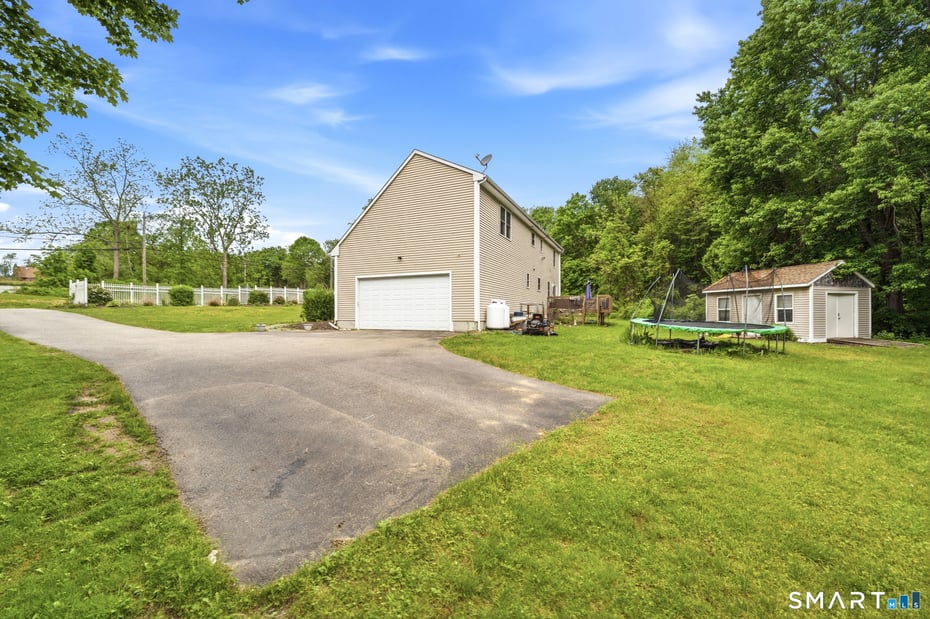 624 Hartford Road Photo 8