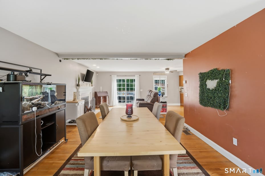 624 Hartford Road Photo 16
