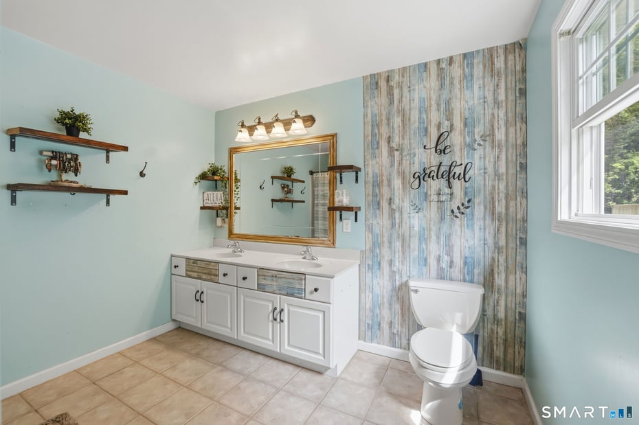 624 Hartford Road Photo 21