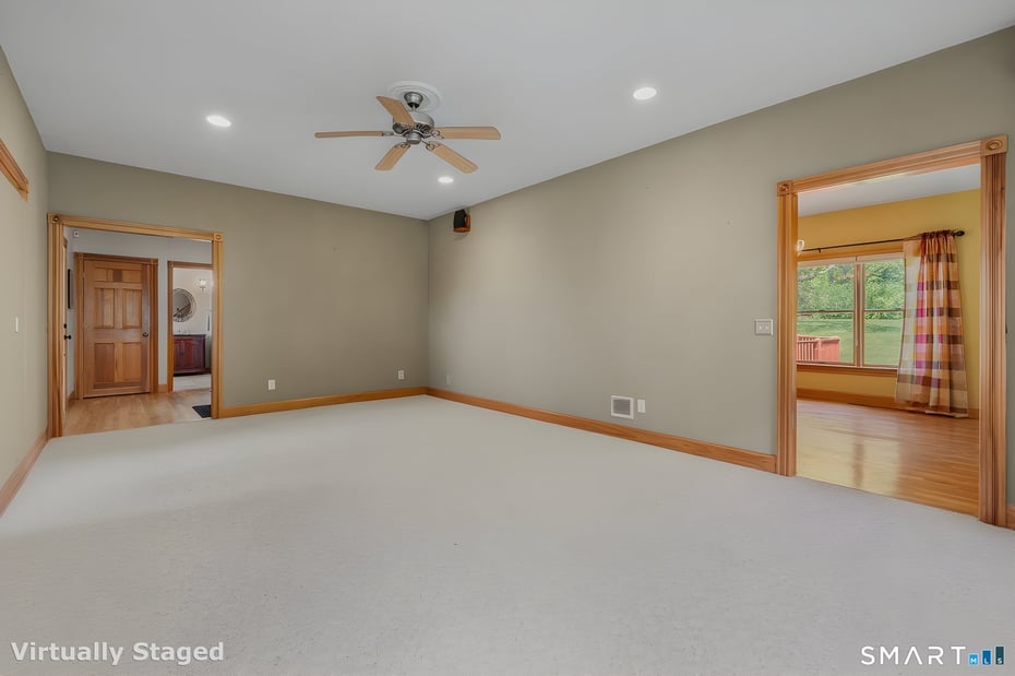 50 Emerald Glen Lane Photo 6