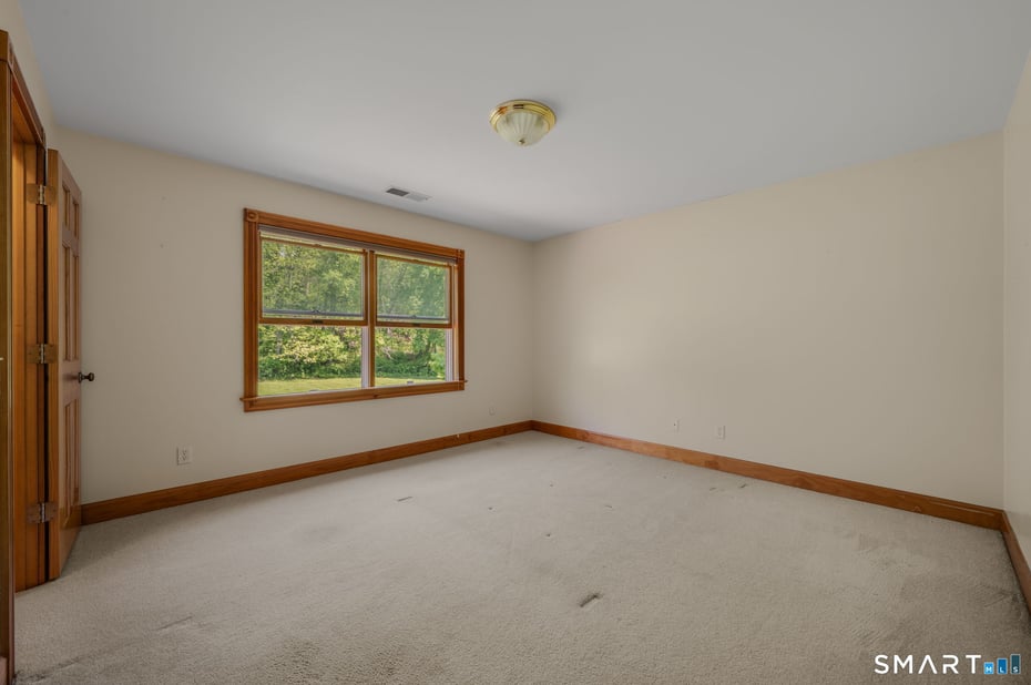 50 Emerald Glen Lane Photo 26