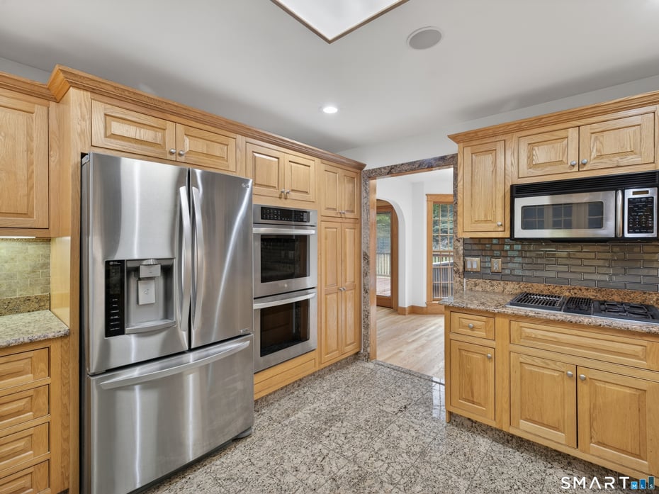 231 Kenwood Photo 11