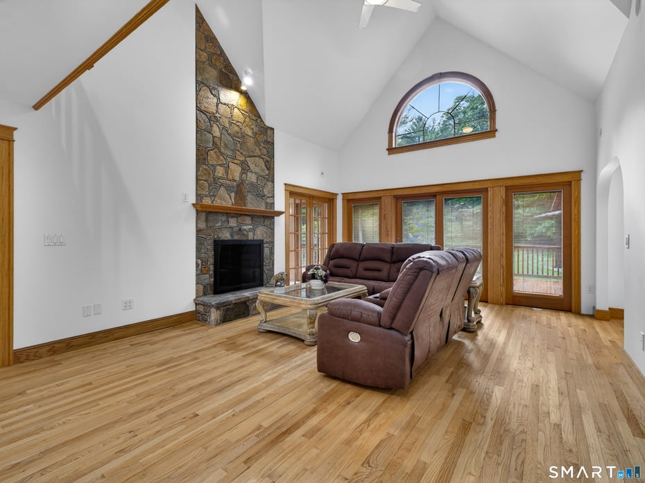 231 Kenwood Photo 14