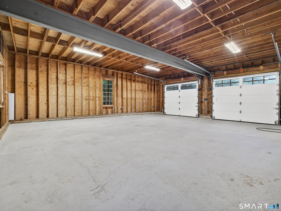 231 Kenwood Photo 34