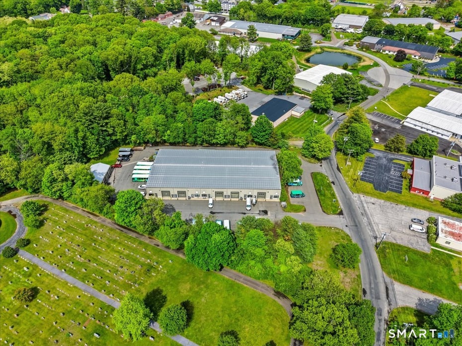 17 Industrial Park Road Photo 12