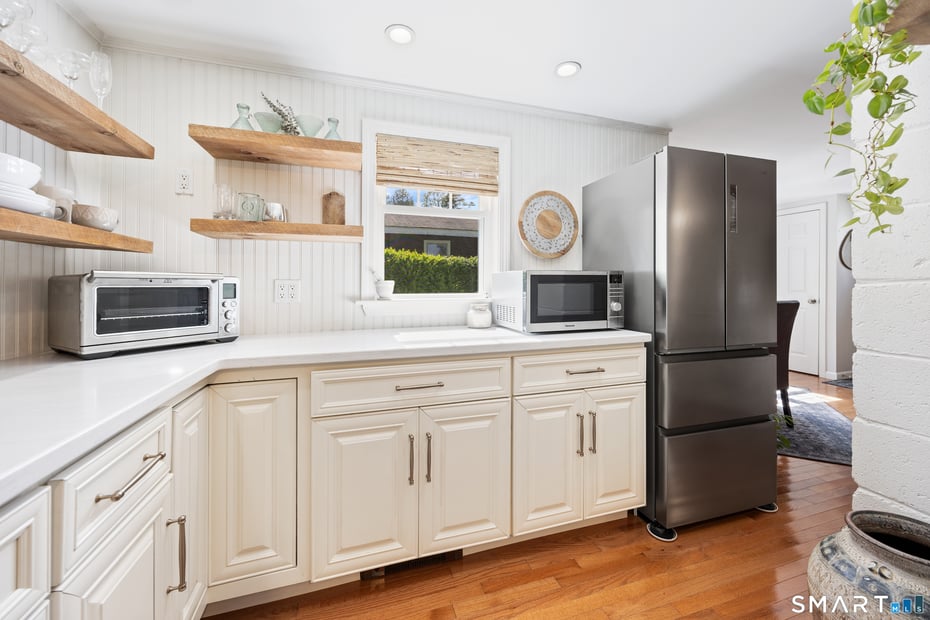 18 Willow Lane Photo 11