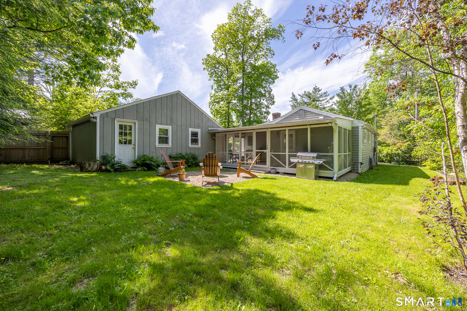 18 Willow Lane Photo 28