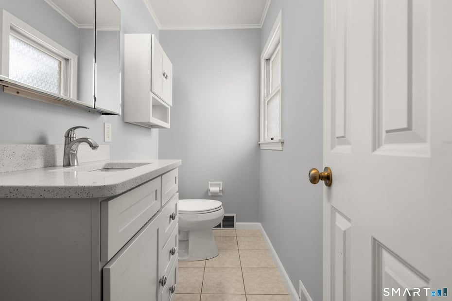 48 Prospect Avenue Photo 13