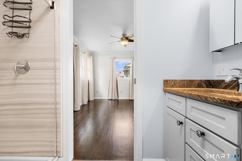 48 Prospect Avenue Photo 18