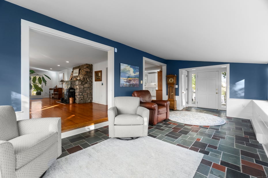 39 Gled Hill Street Photo 4