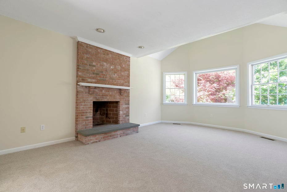 555 Waterville Road Photo 16