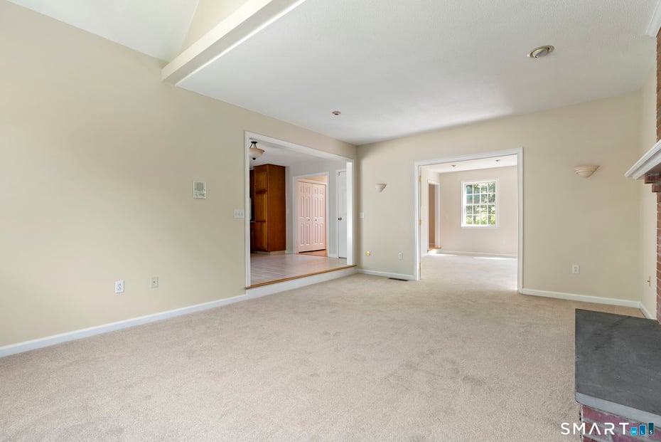 555 Waterville Road Photo 18