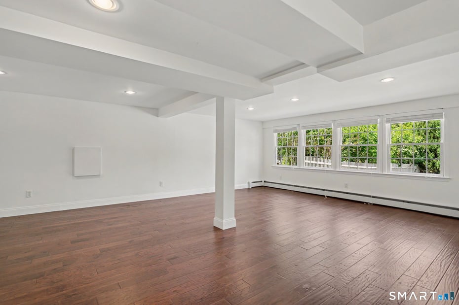 161 Sherwood Drive Photo 31