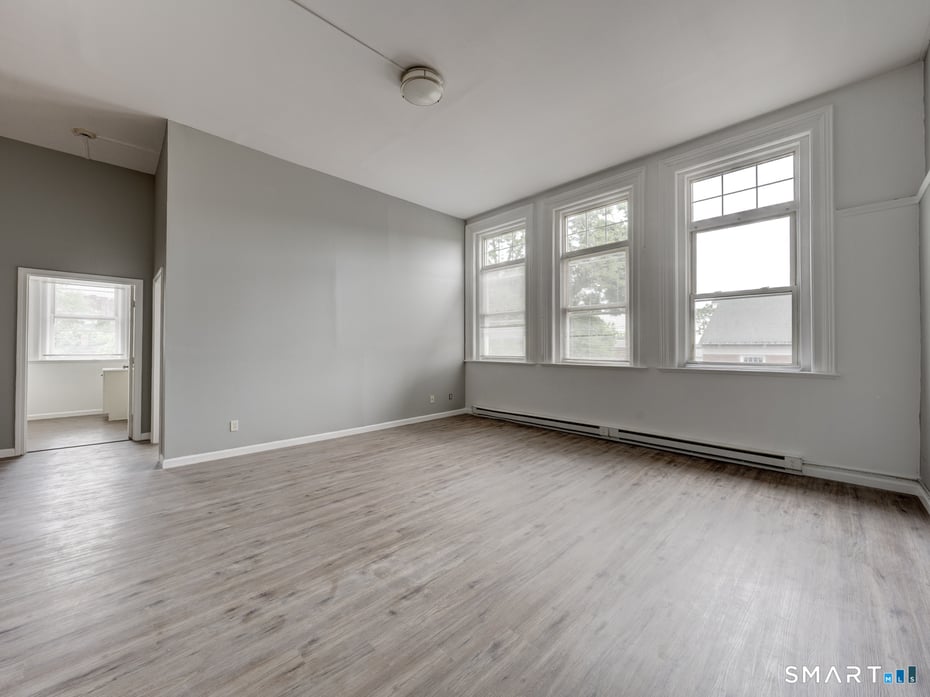 111 Franklin Square  #207 Photo 16